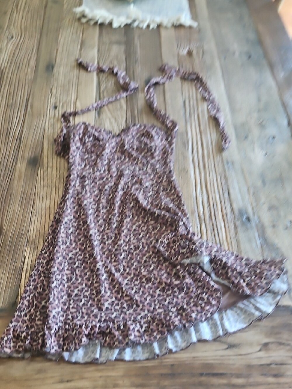 Leopard Print Ruffle Bottom Halter Mini Dress Size Small - Picture 8 of 13